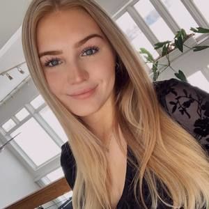 Meet your Posher, Kristina